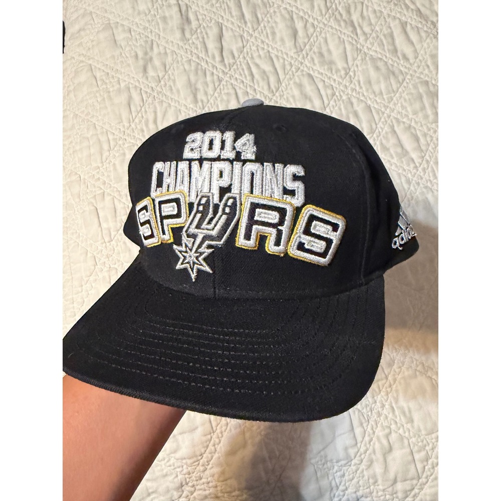 Adidas San Antonio Spurs 2014 NBA Champions Snapback Hat Black Skyline Brim Mens